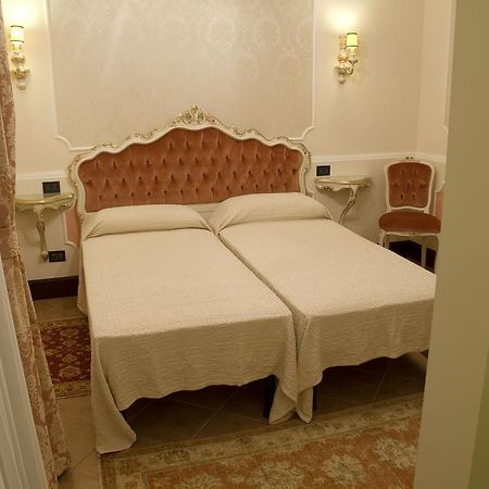 Appartamento Ca' Cavalli البندقية الغرفة الصورة