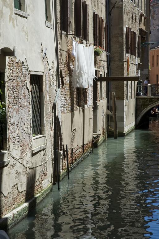 Appartamento Ca' Cavalli البندقية الغرفة الصورة