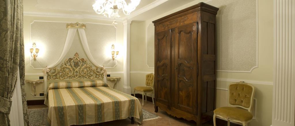 Appartamento Ca' Cavalli البندقية الغرفة الصورة